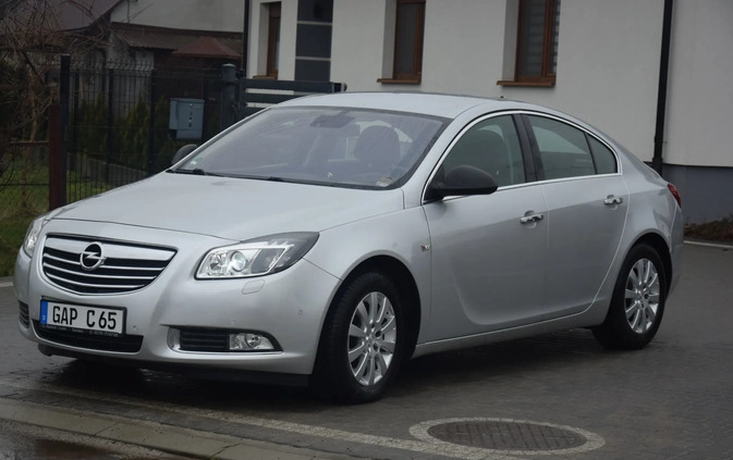 Opel Insignia cena 24900 przebieg: 113000, rok produkcji 2010 z Pyskowice małe 781